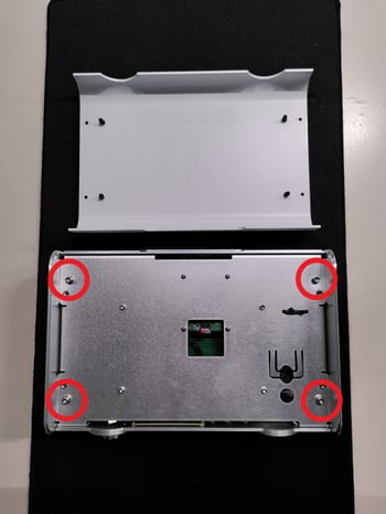 LeakControl Bottom Off Annotated